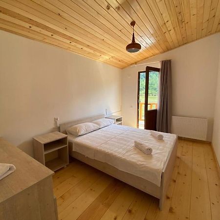 Cottage Qel Местия Екстериор снимка