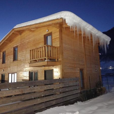 Cottage Qel Местия Екстериор снимка