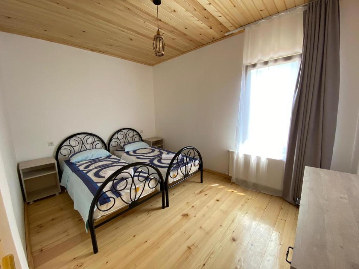 Cottage Qel Местия Екстериор снимка