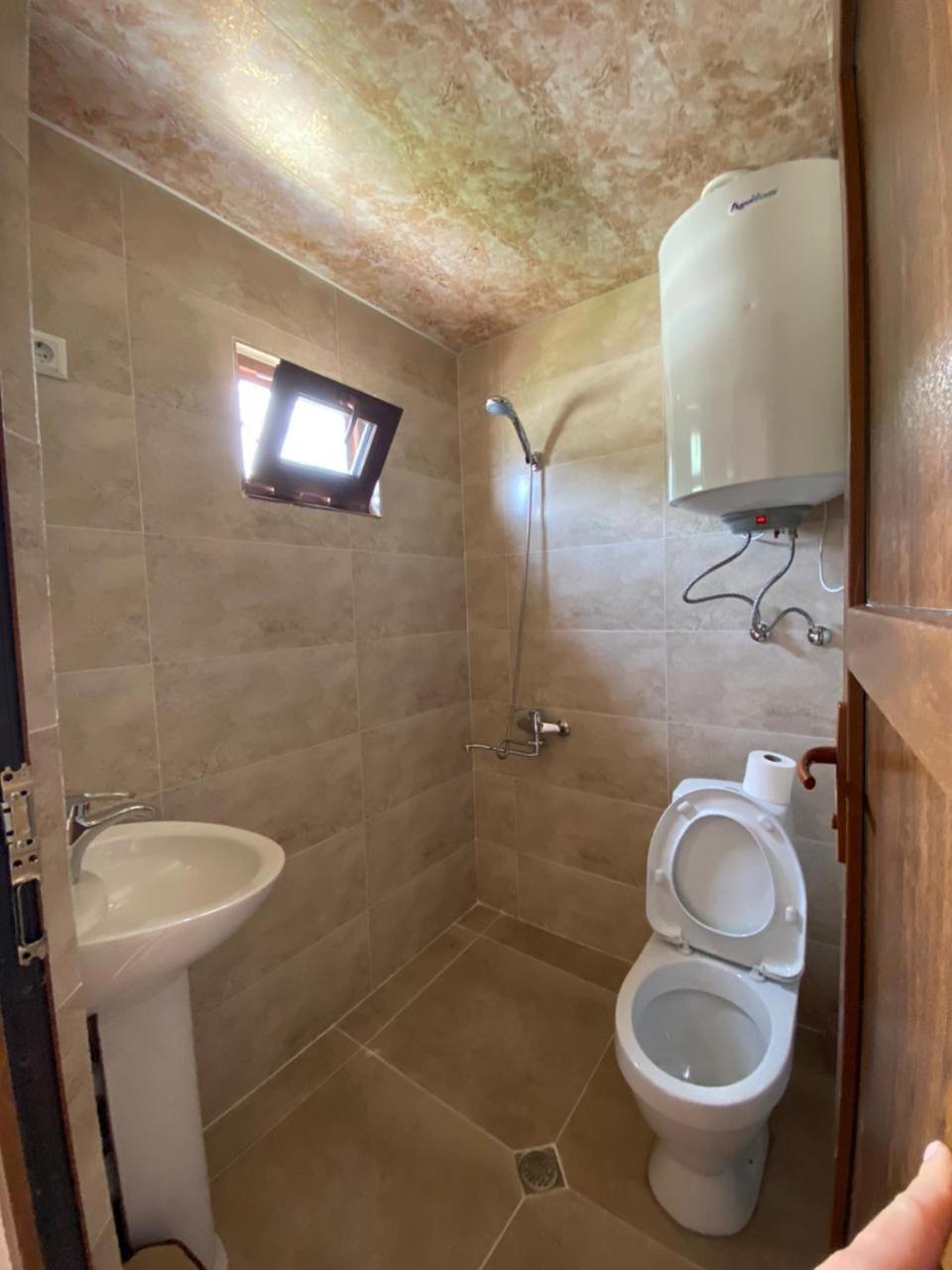 Cottage Qel Местия Стая снимка