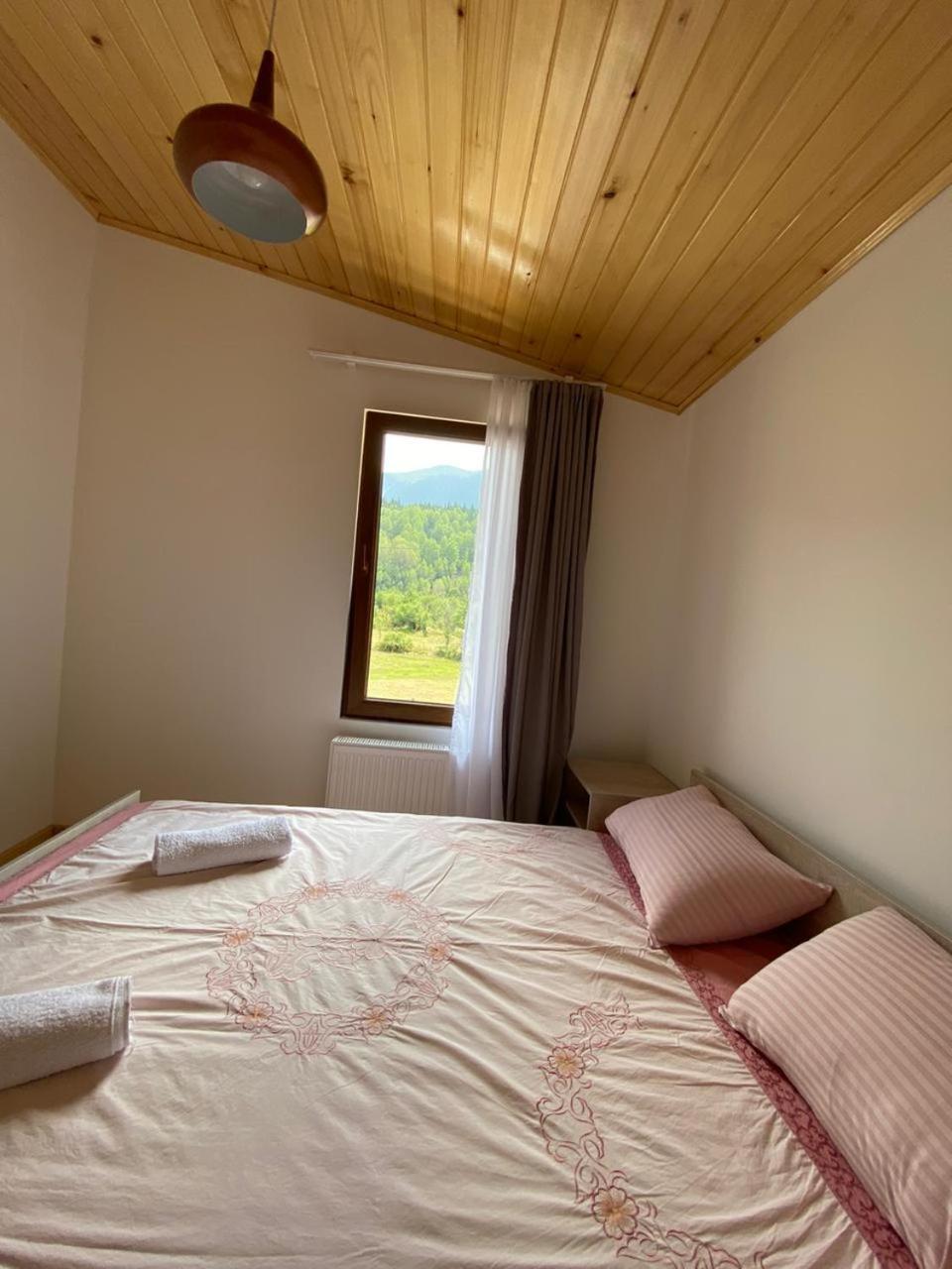 Cottage Qel Местия Екстериор снимка